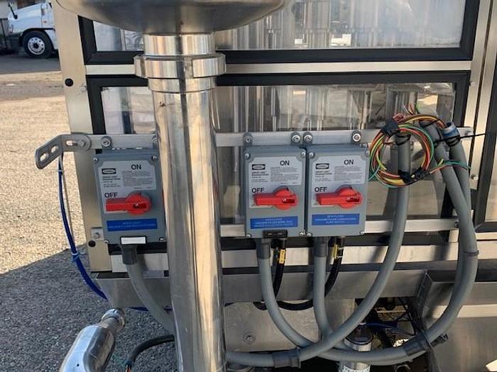 Used Zacmi -40 Valve Pre-Vacuum Filler