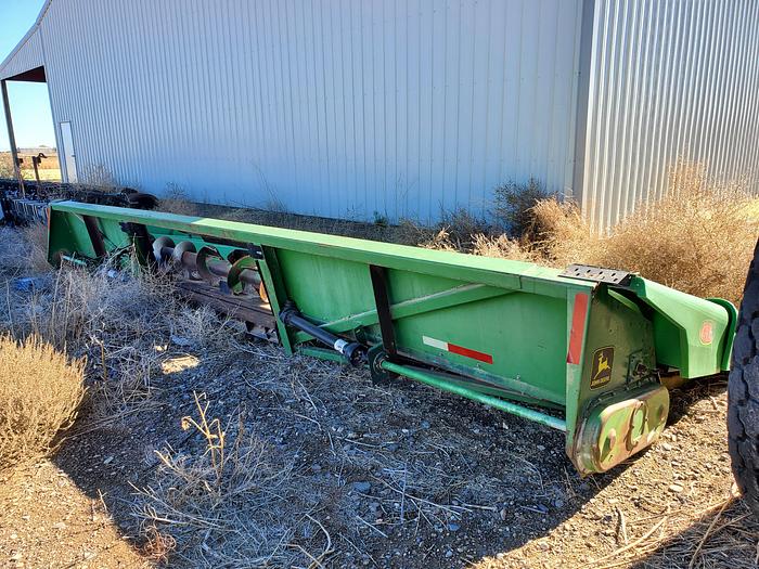 Used 12r22 John Deere Corn Header