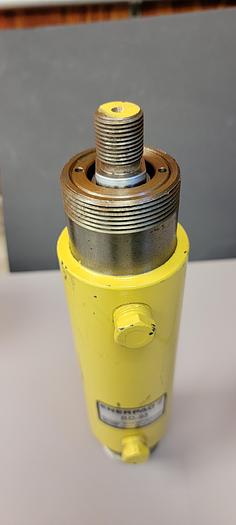 Used ENERPAC HYDRAULIC CYLINDER RD-93, 9 TON 10,000 PSI MAX (102)