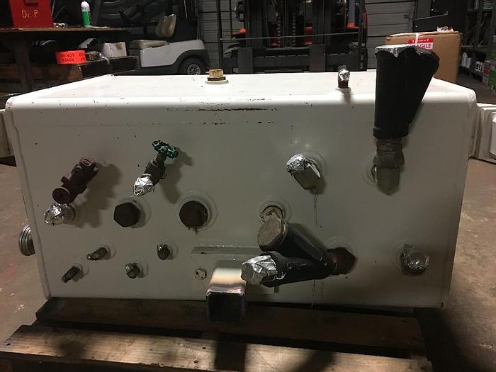 Used GOOD USED 75 GALLON HYDRAULIC TANK, RECTANGULAR, L: 37" W: 24" H: 20"