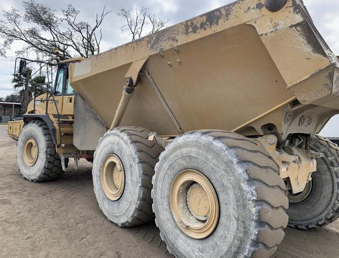 Used Off Road articulated Dump Truck