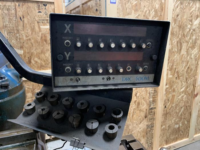 Used BRIDGEPORT SERIES I 2HP VERTICAL KNEE MILL VARIABLE SPEED SPINDLE