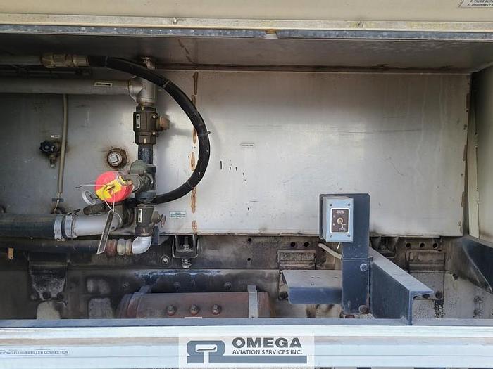 Used 1997 FMC LMD2000 Aircraft Deicer (2,000 total gallon tank cap)