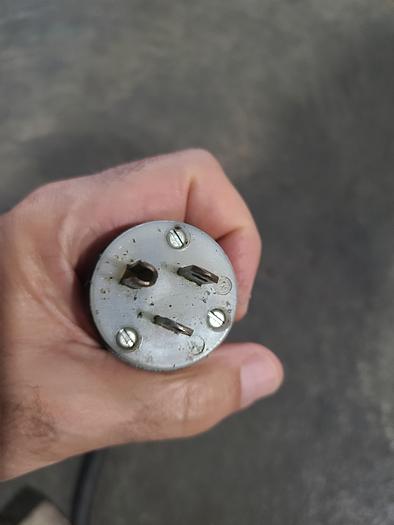 Used Vestil Hydraulic Lift ?