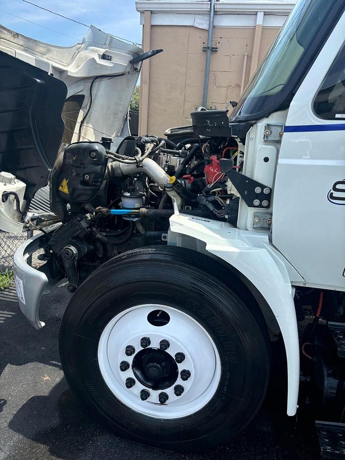 Used Texoma 500 on 2008 IH 4000 Truck