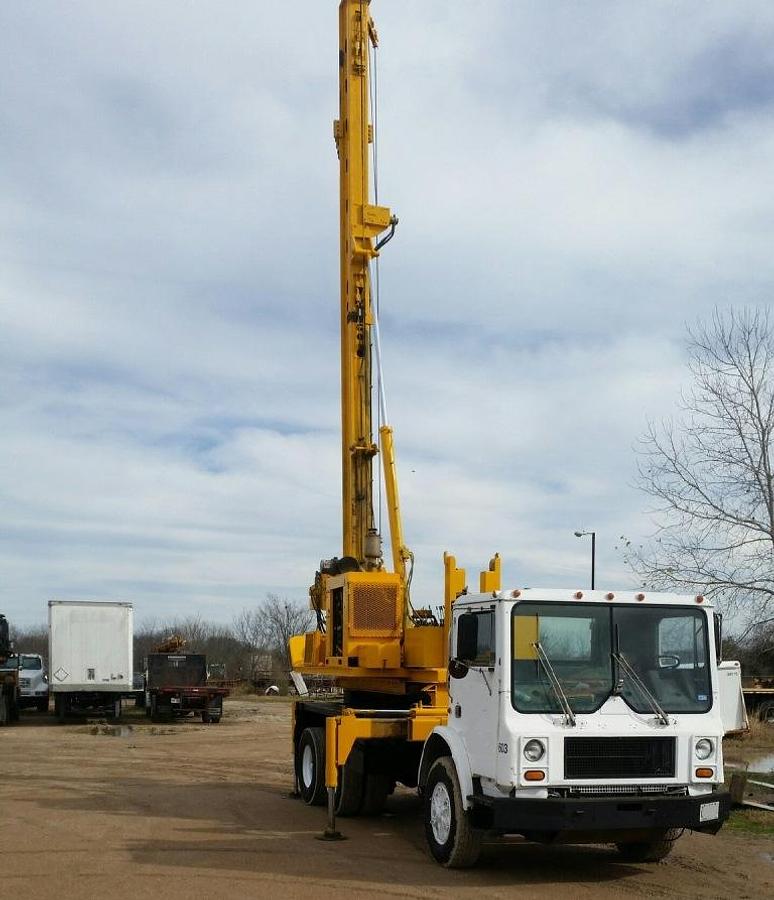 Used CLO-45 Drill on 1985 Mack(sold)