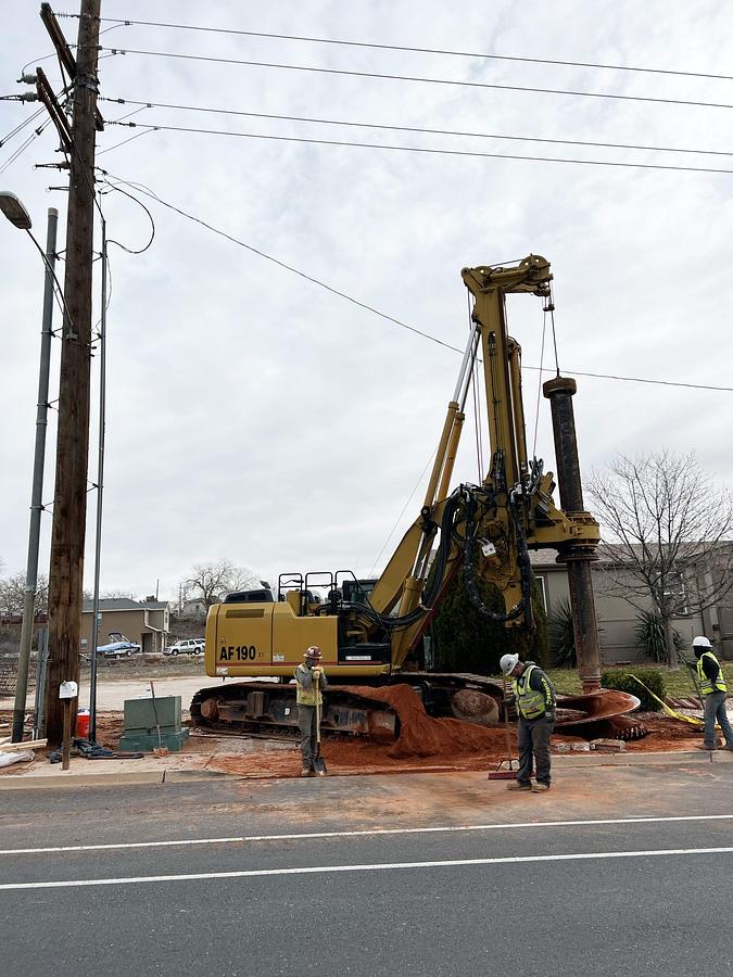 Used 2015 IMT AF190E short-mast