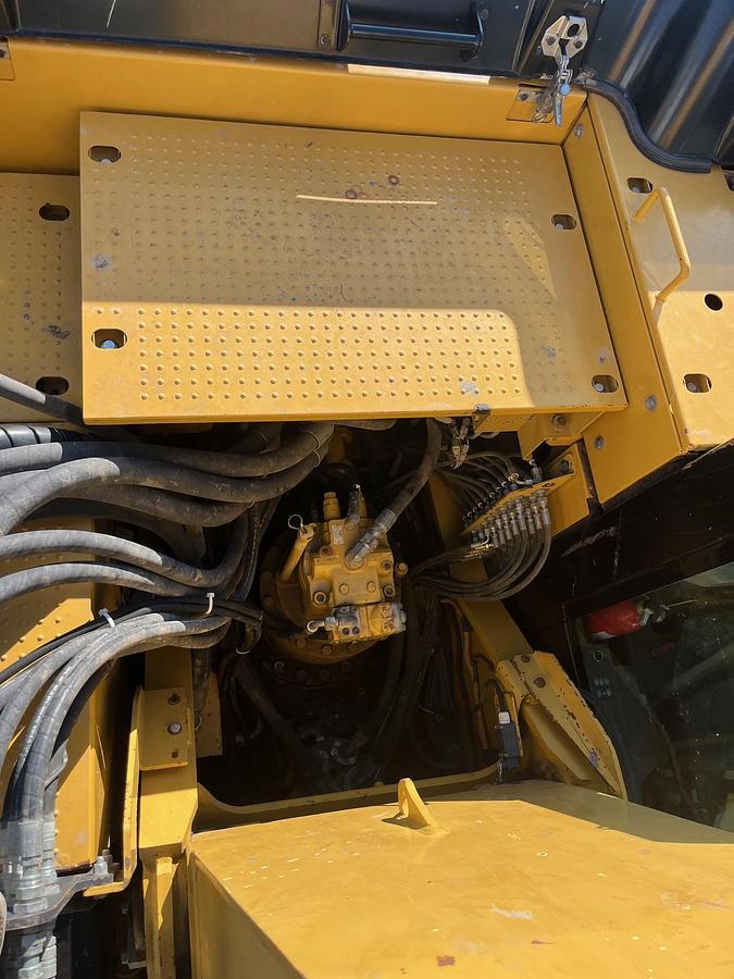 Used 2015 IMT AF190E short-mast