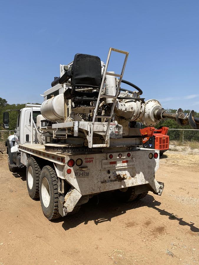 Used 2009 Texoma 330 (SOLD)