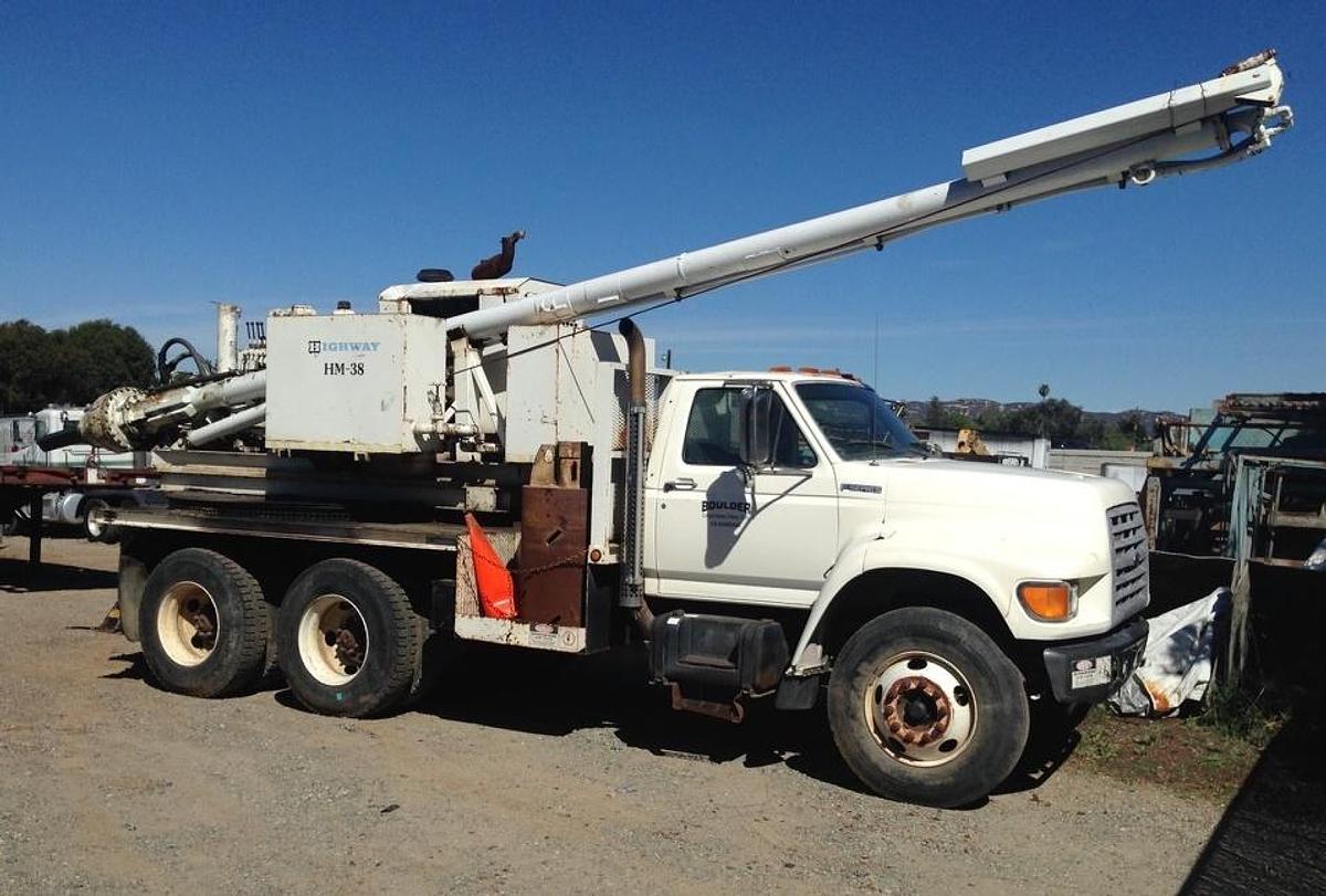 Used 1998 Highway HM-38 (Sold)