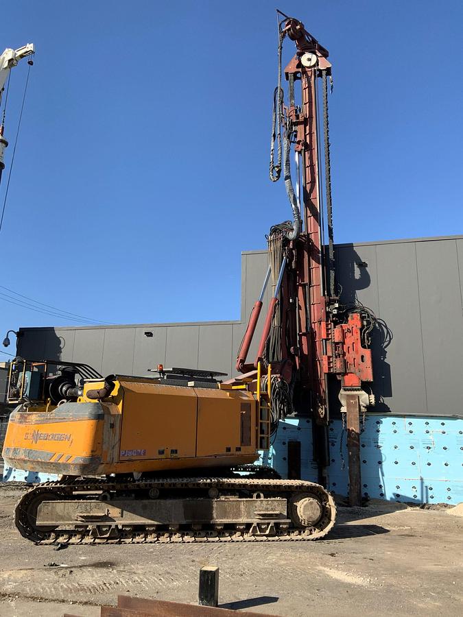 Used 2000 ABI 16/20 on Sennebogen