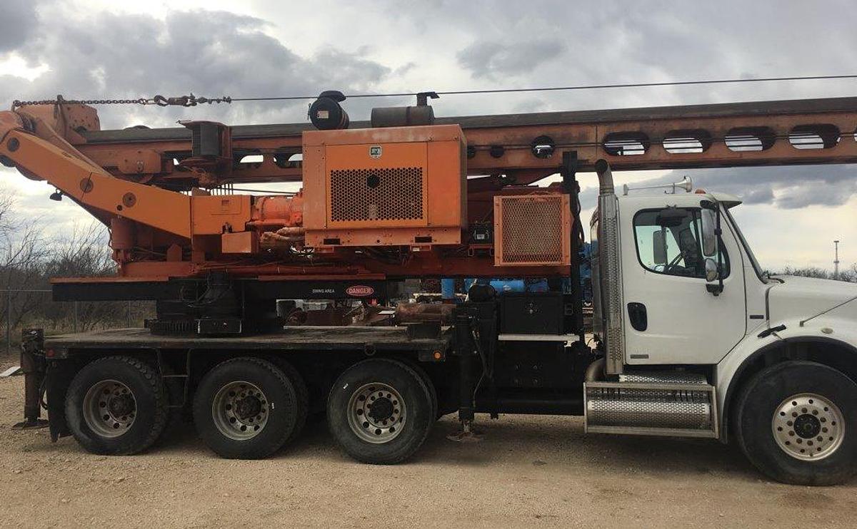 Used 2010 Texoma 800 (SOLD)