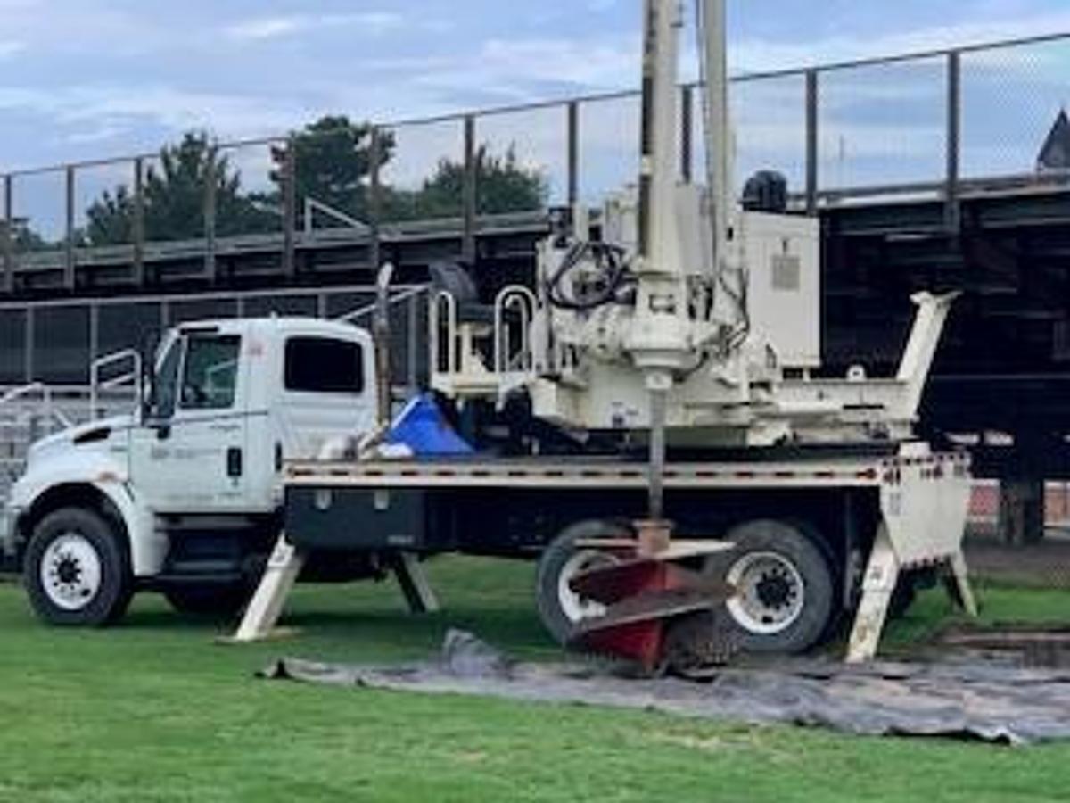 Used Texoma 500 on 2008 IH 4000 Truck