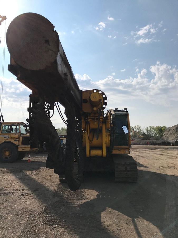 Used 2008 Bauer RTG RG20S with MR125v hammer