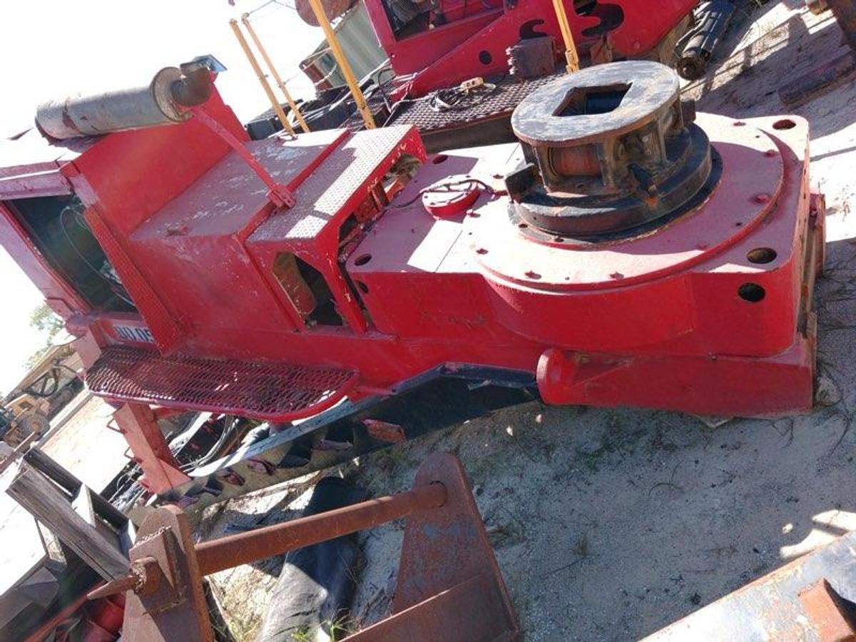 Used 2002 Stewart & Stevenson Crane Attachment Drill