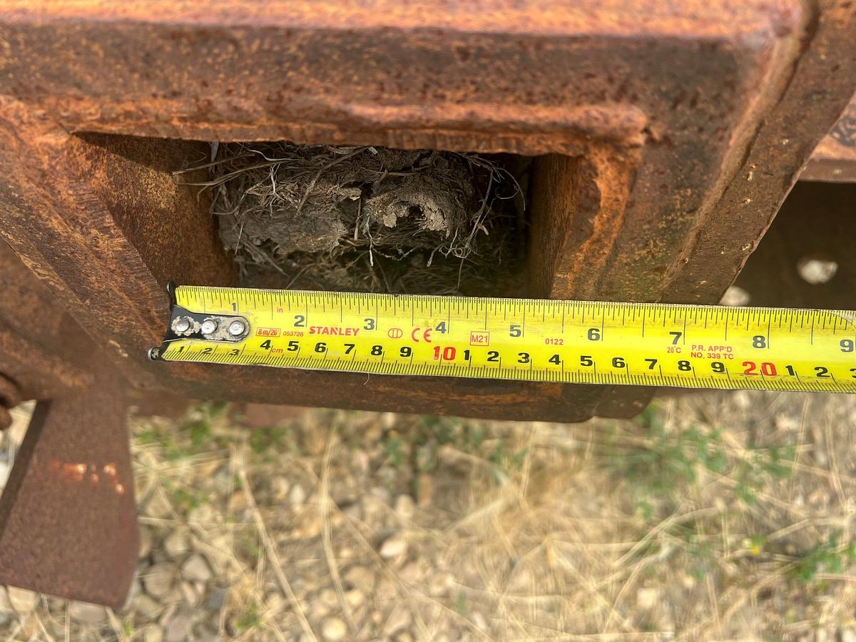 Used 69-70" Spin Bottom Clean-Out Bucket