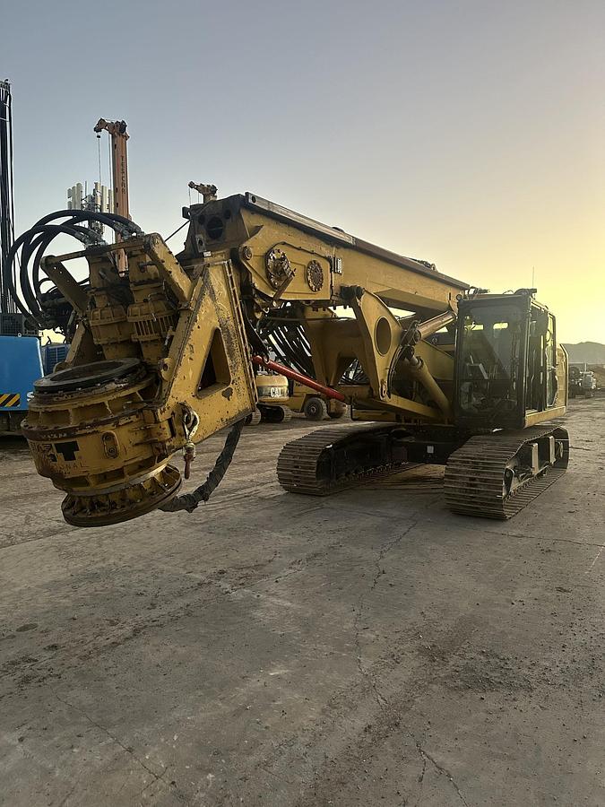 Used 2015 IMT AF190E short-mast