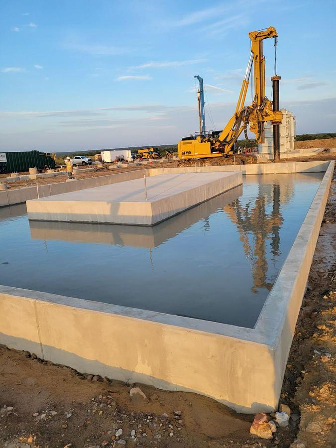 Used 2015 IMT AF190E short-mast