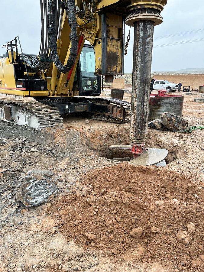 Used 2015 IMT AF190E short-mast