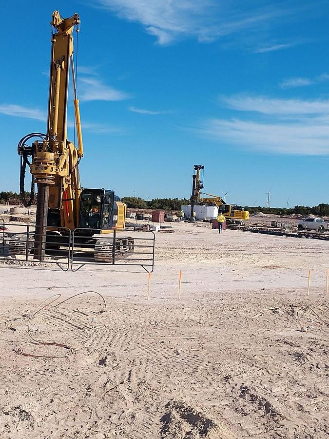 Used 2015 IMT AF190E short-mast