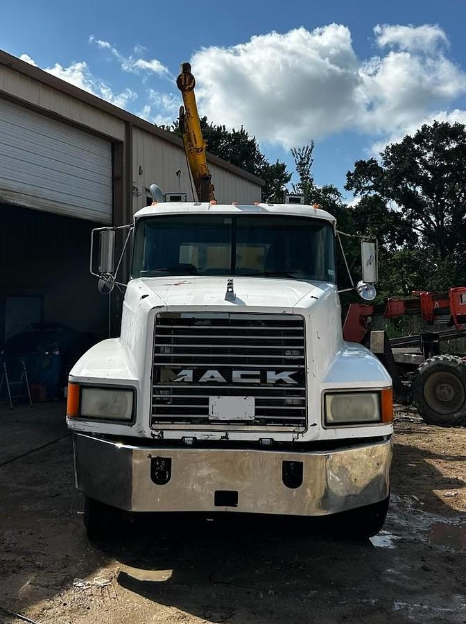 Used 2000 Texoma 270-20