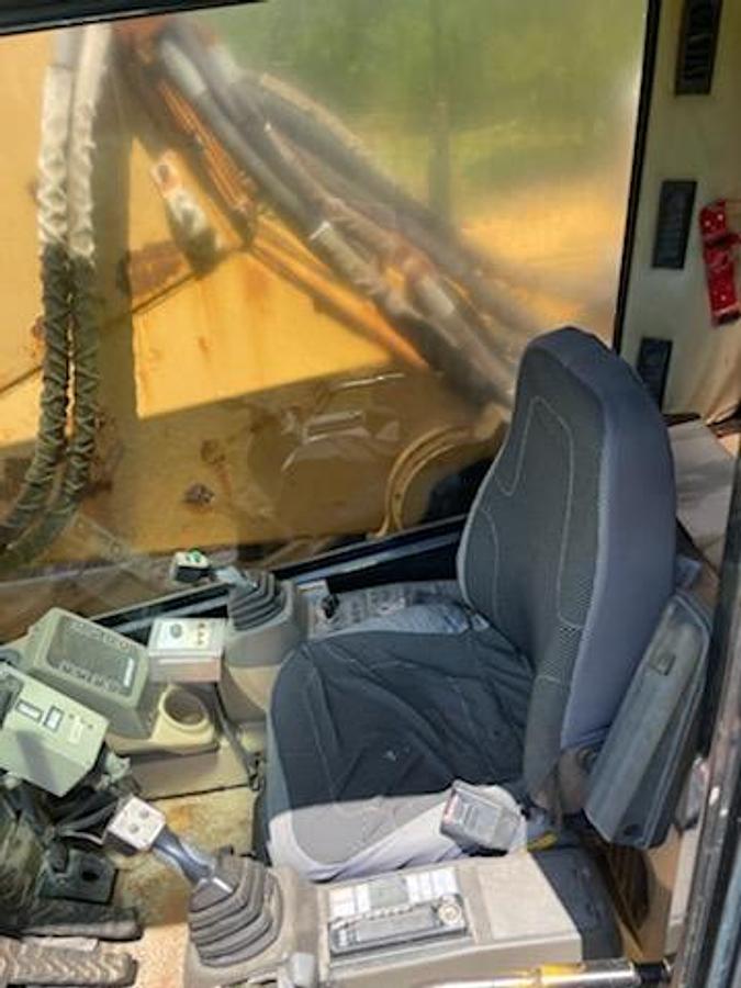 Used 1999 LoDril on CAT 345 Trackhoe Frame