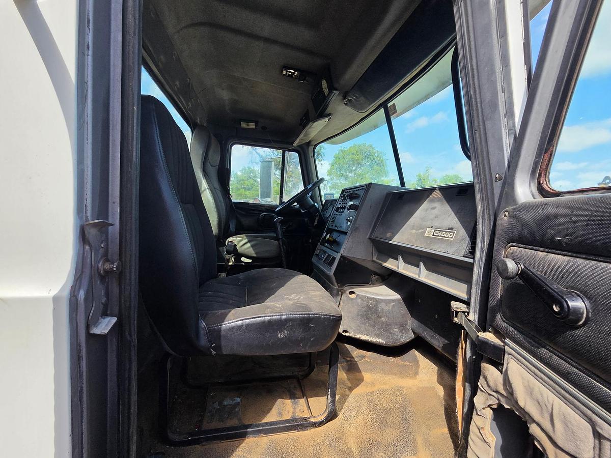 Used 2000 Texoma 270-20