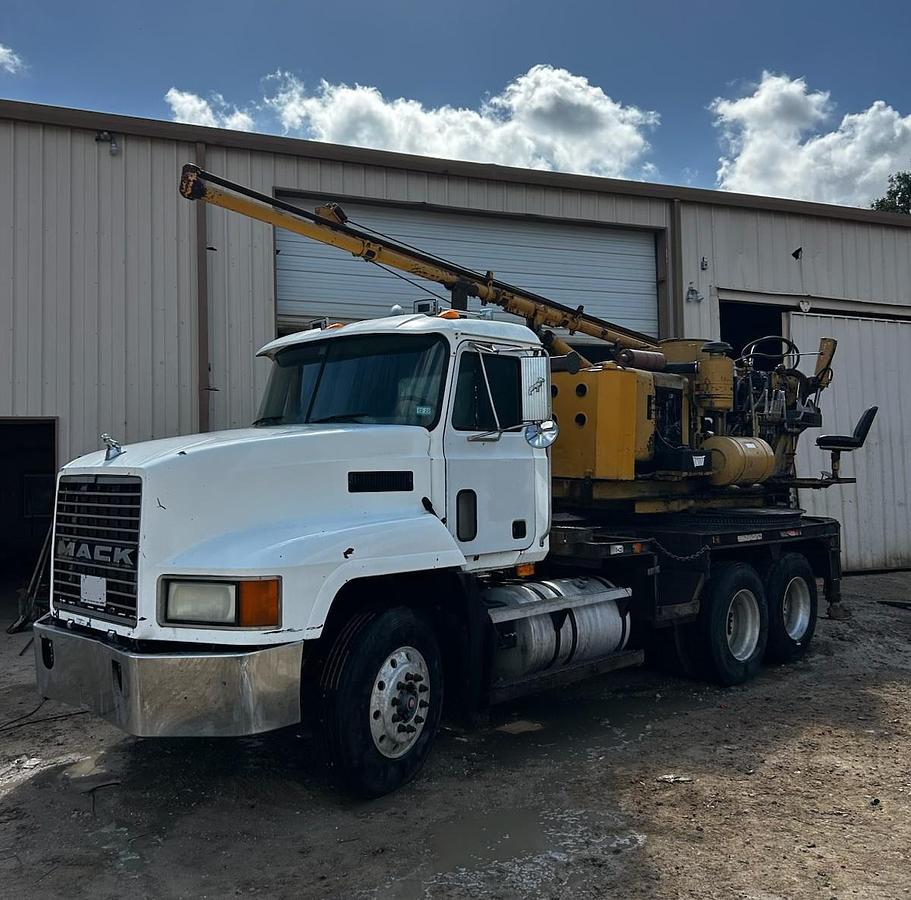Used 2000 Texoma 270-20