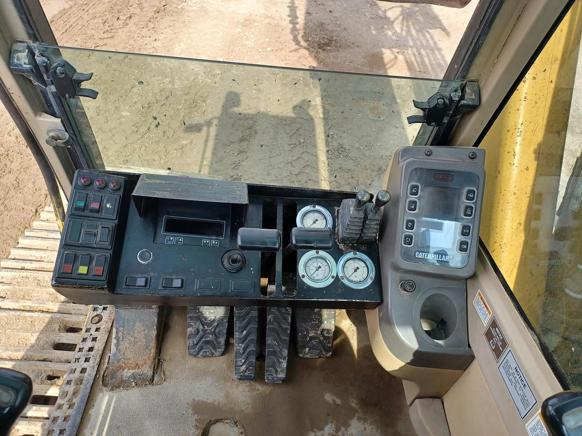 Used 2001 IMT AF 150 (SOLD)