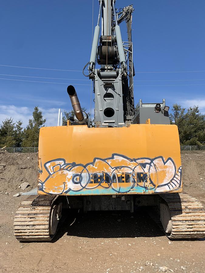 Used 2010 Liebherr LB 24