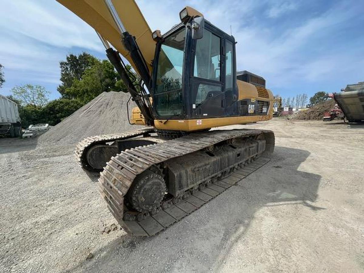 Used 2011 Lodril 336DL