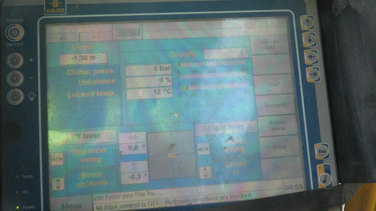 Used 2006 Bauer RTG RG16T with MR105V Hammer (SOLD)