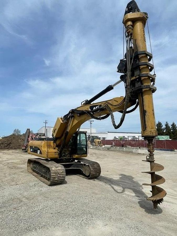 Used 2011 Lodril 336DL