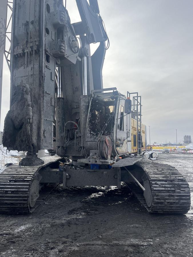 Used 2010 Liebherr LB 28