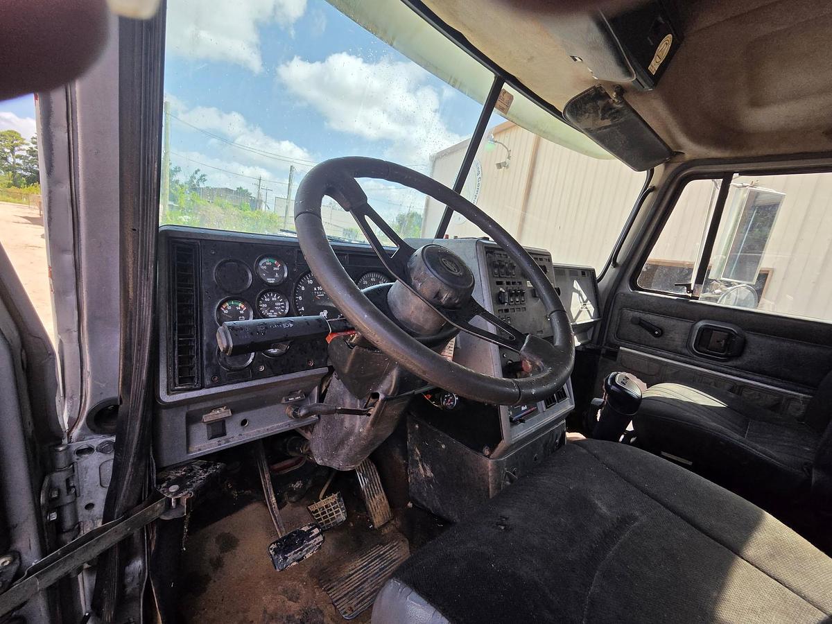Used 2000 Texoma 270-20