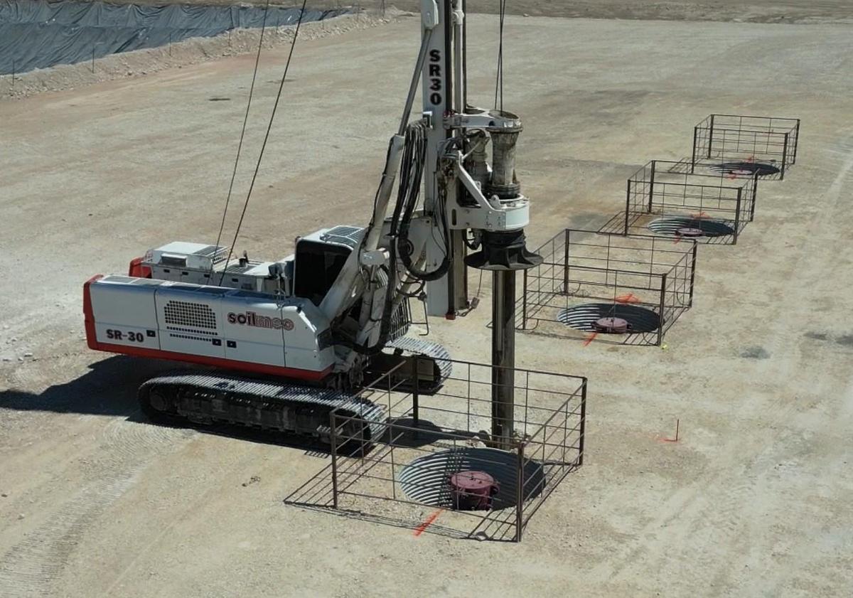 Used 2015 Soilmec SR-30 with Trailer and Tooling (SOLD)