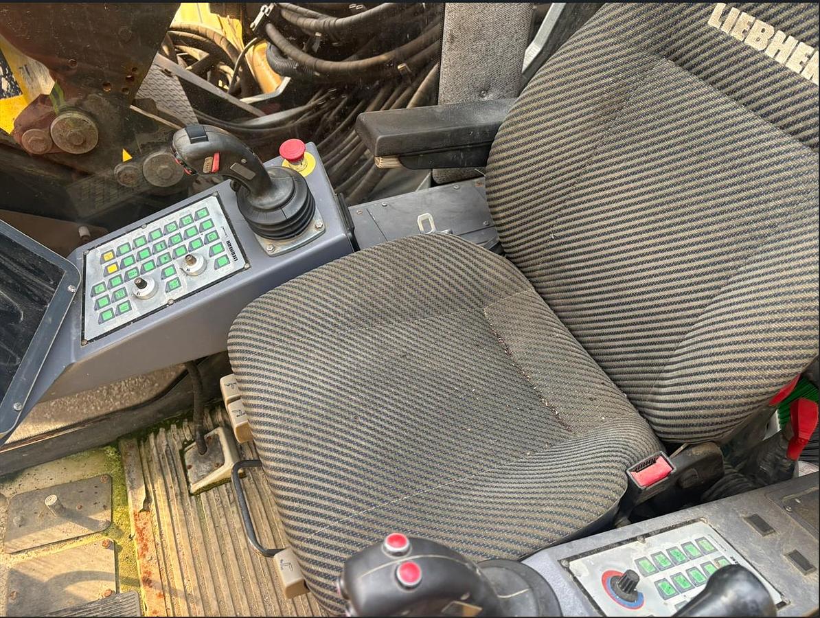 Used 2007 Liebherr LRB155