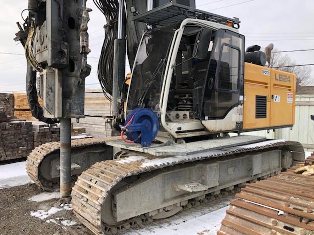 Used 2010 Liebherr LB 24