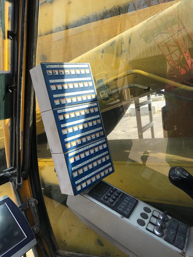 Used 2008 Bauer RTG RG20S with MR125v hammer