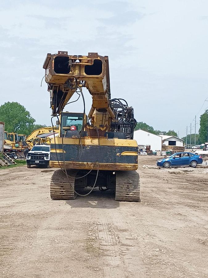 Used 2001 IMT AF 150 (SOLD)