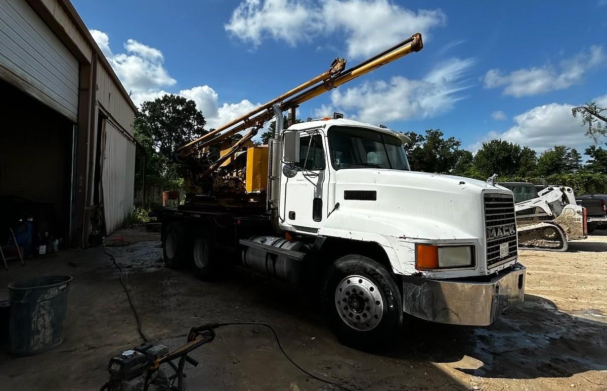 Used 2000 Texoma 270-20