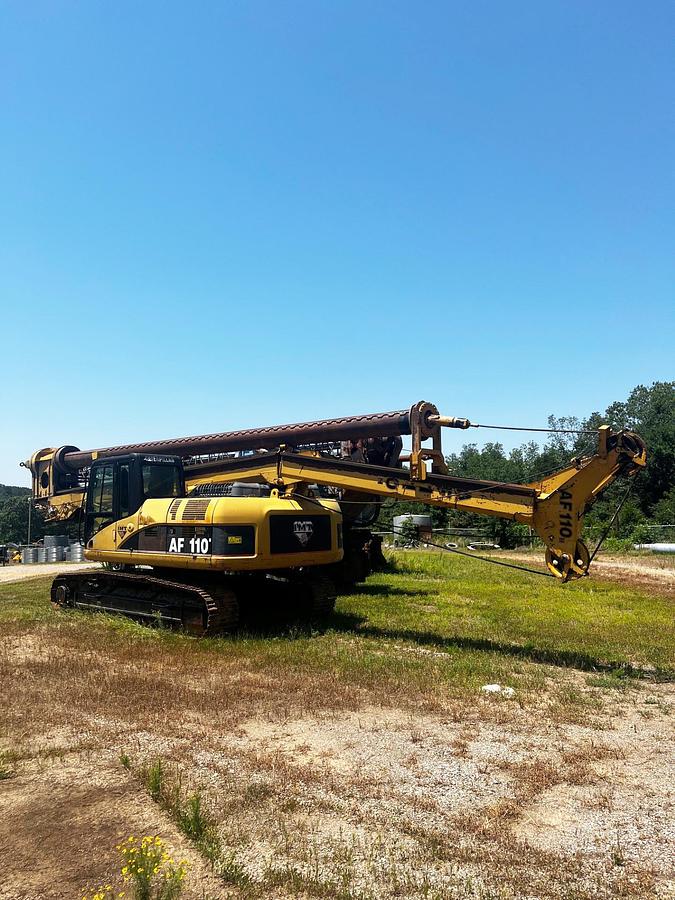 Used 2006 IMT 110H (SOLD)