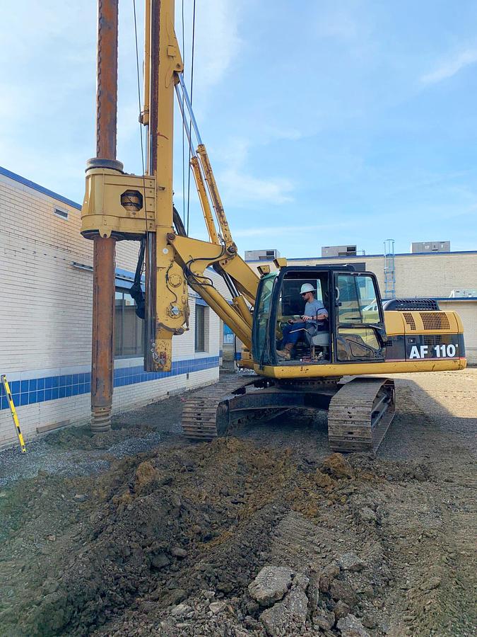 Used 2006 IMT 110H (SOLD)