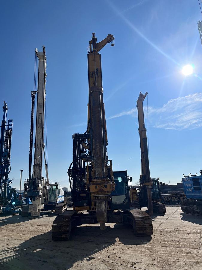 Used 2015 IMT AF190E short-mast