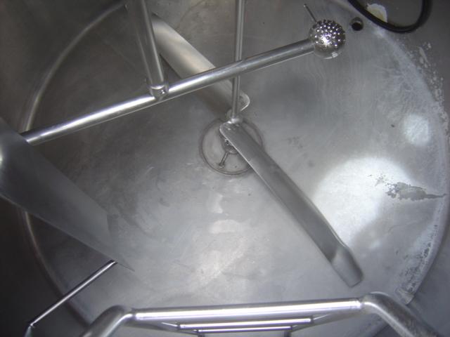 Usado 1000 GALLON PROCESSOR TANK