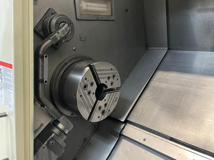 Usato 2002 OKUMA  LB 400 M