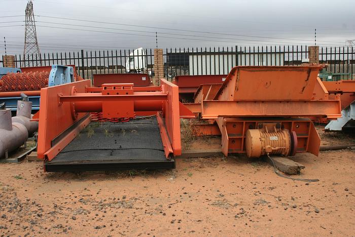 Used Various Vibramech screens PF-25-15