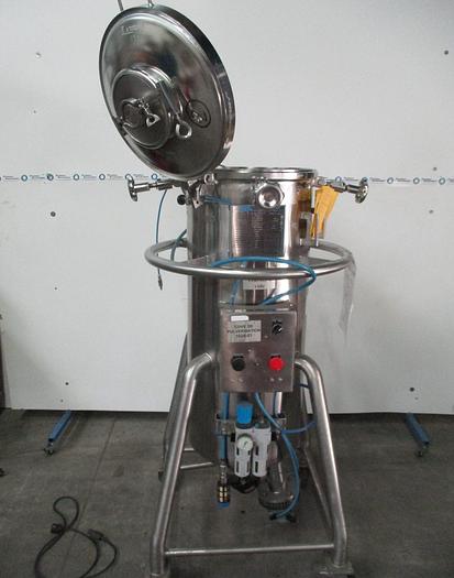 Used 1999 E T A 126 litres inox