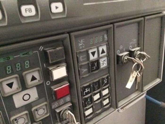 Used 2007 Okuma Multus B300-W Multi-Tasking Machine