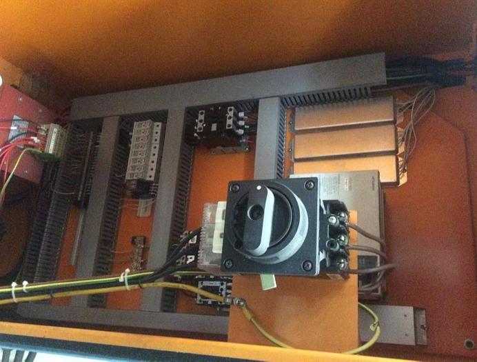 Used Pinnacle PKVMC Toolroom Milling Machine